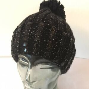 DKNY NEW Flat Stud Metallic Ribbed Black Pompom Beanie Hat Winter GIFT PRESENT
